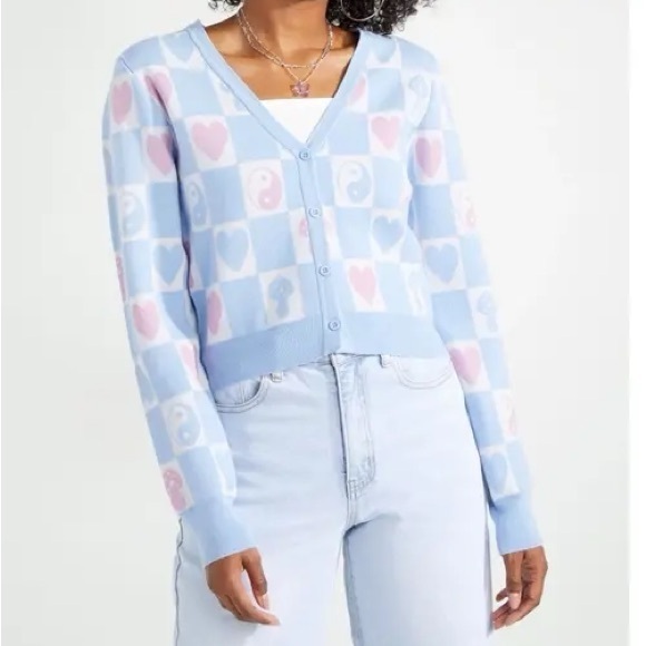 Forever 21 Sweater - Picture 1 of 6